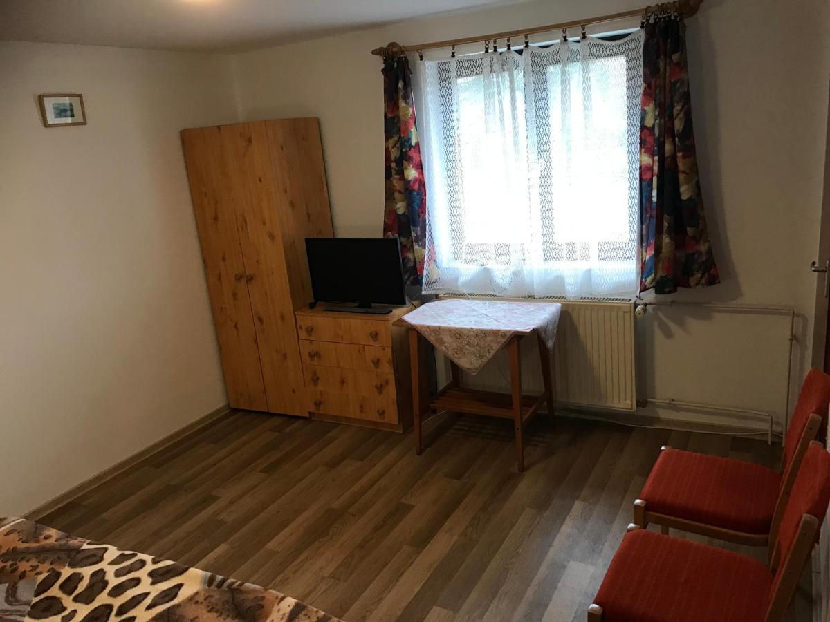 Apartman Berki Margit Heviz Exterior photo